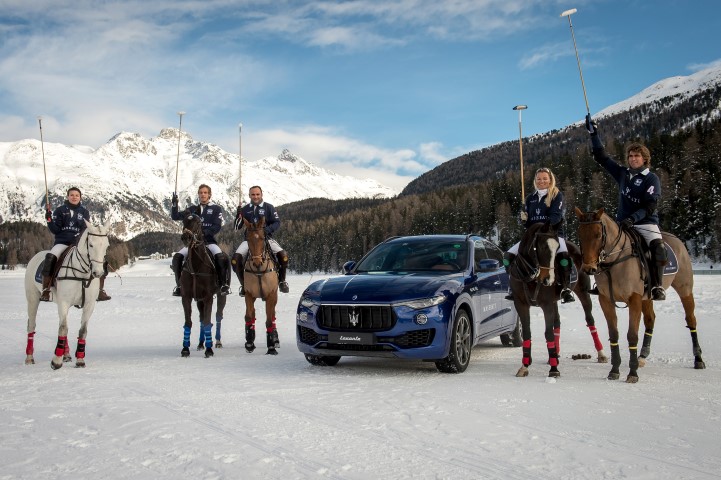 775108729TP027 Snow Polo Wo