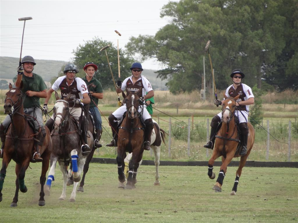 Liliana Aguirre Carrasco Valentina polo team 2